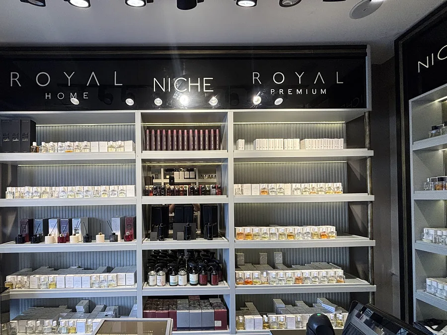 Royal Platinum Buca: Royal Home, Niche ve Royal Premium rafları