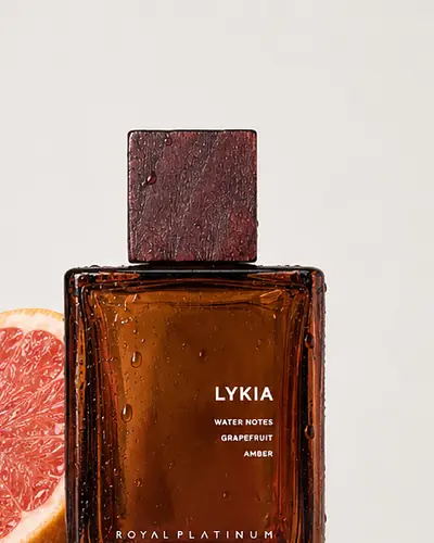 Royal Platinum Lykia niche parfüm şişesi
